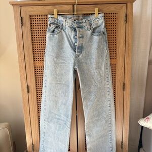 Levi’s Ribcage Straight Ankle Jeans